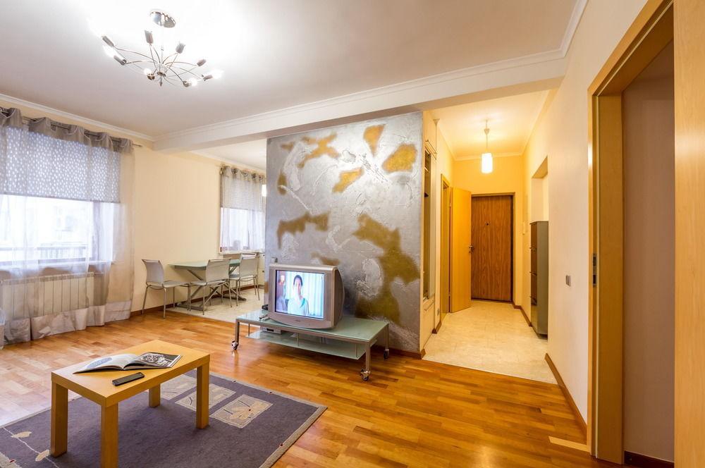 Hostel Kreschatik เคียฟ ภายนอก รูปภาพ
