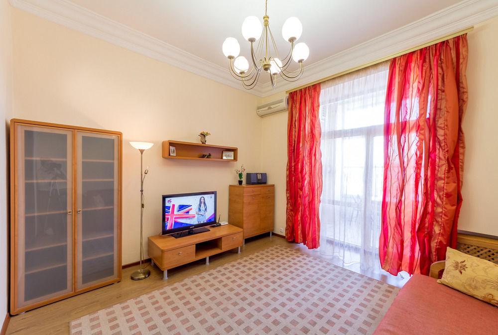 Hostel Kreschatik เคียฟ ภายนอก รูปภาพ
