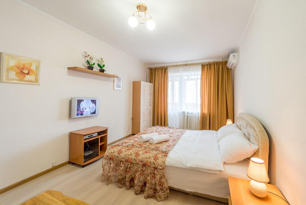 Hostel Kreschatik เคียฟ ภายนอก รูปภาพ