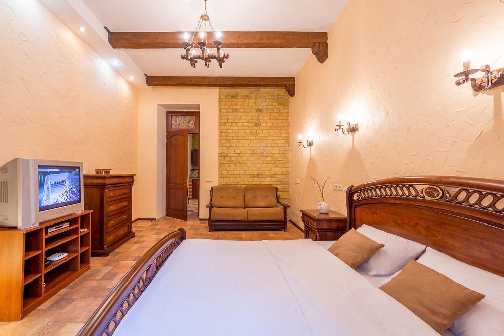 Hostel Kreschatik เคียฟ ภายนอก รูปภาพ