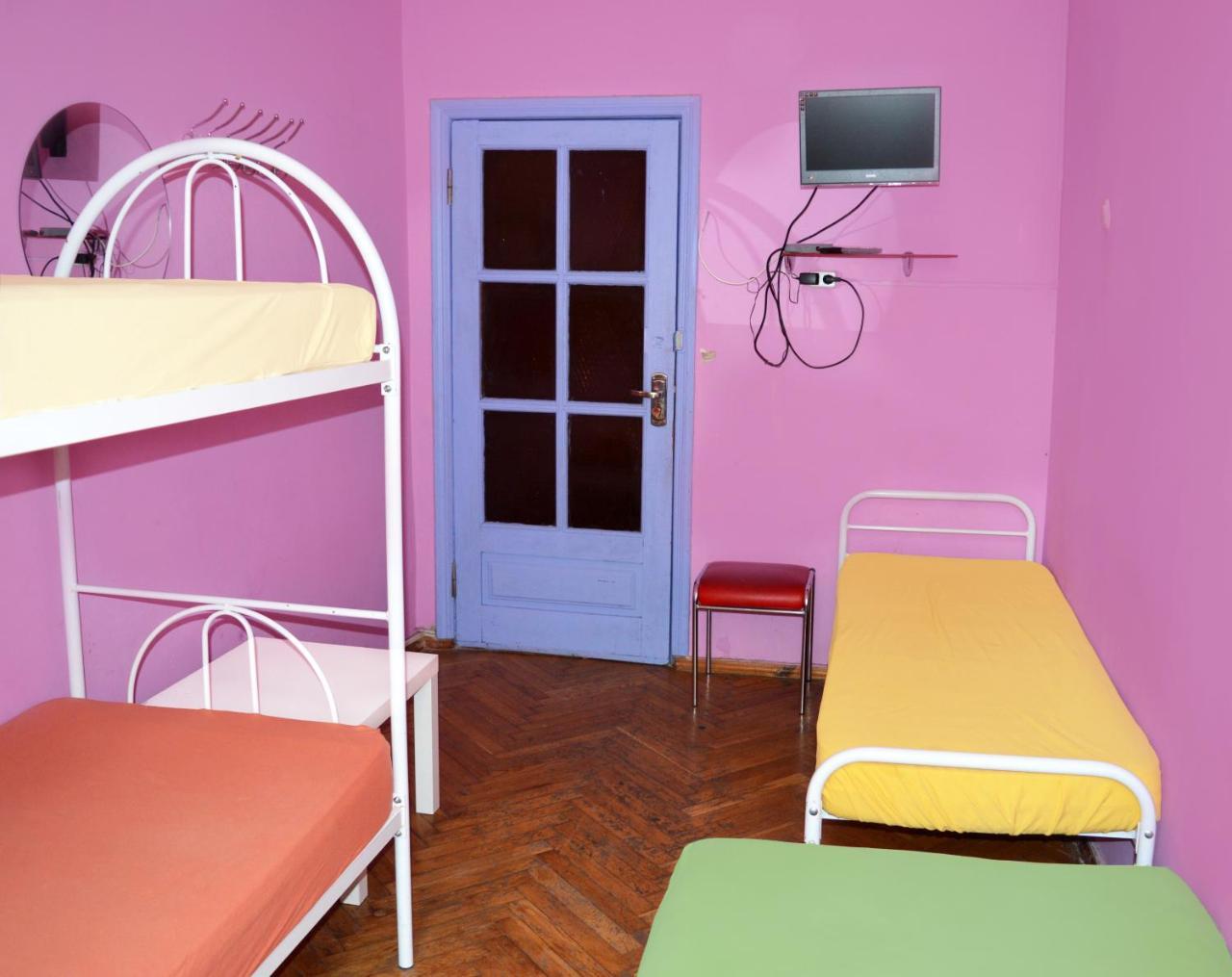 Hostel Kreschatik เคียฟ ภายนอก รูปภาพ